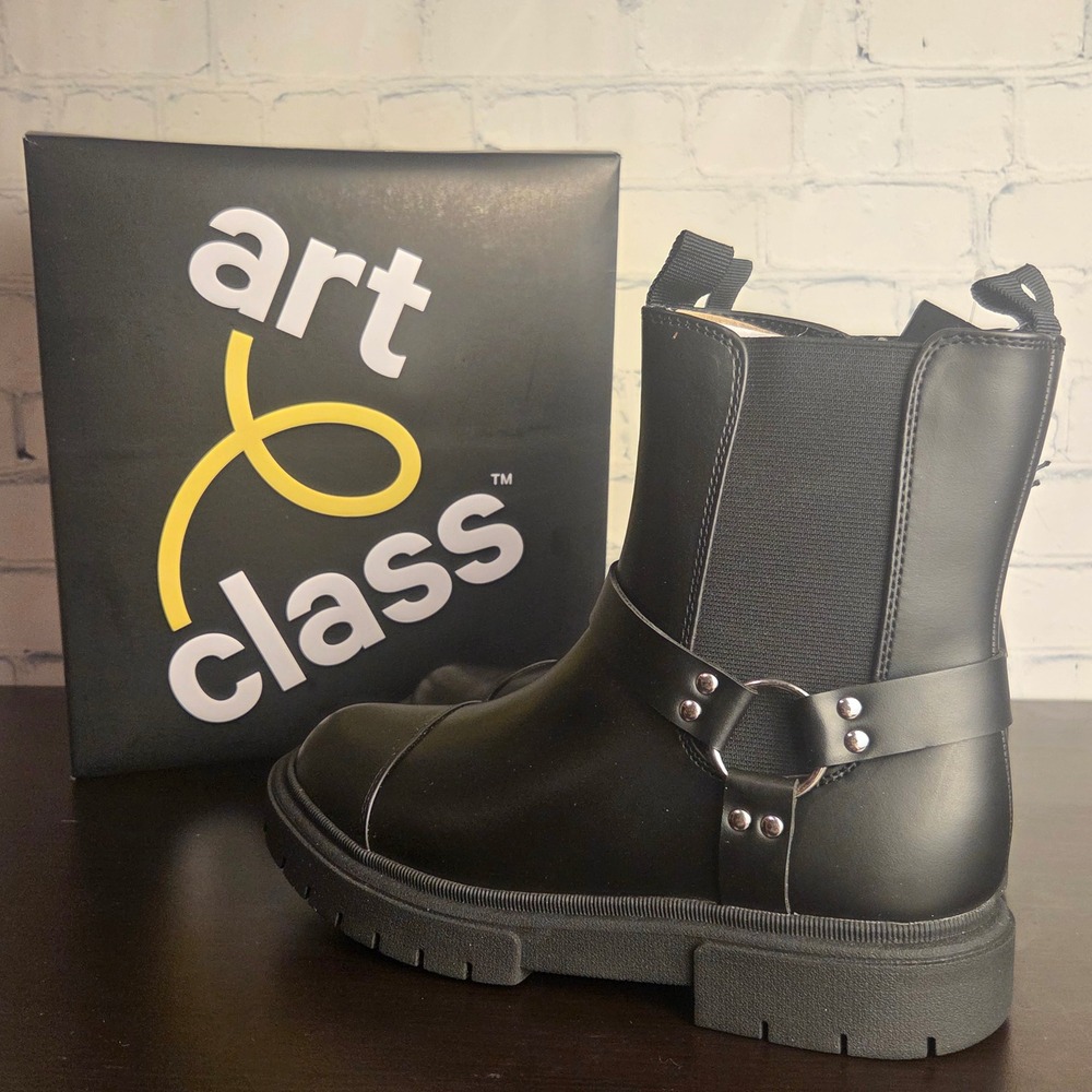 Art Class Crosby Black Harness Boots Kids Size 4 Side Zip Lug Sole 093 12 0128